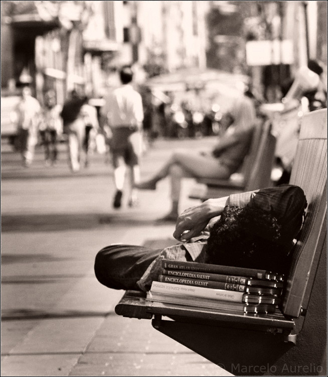 Siesta enciclopédica - Barcelona