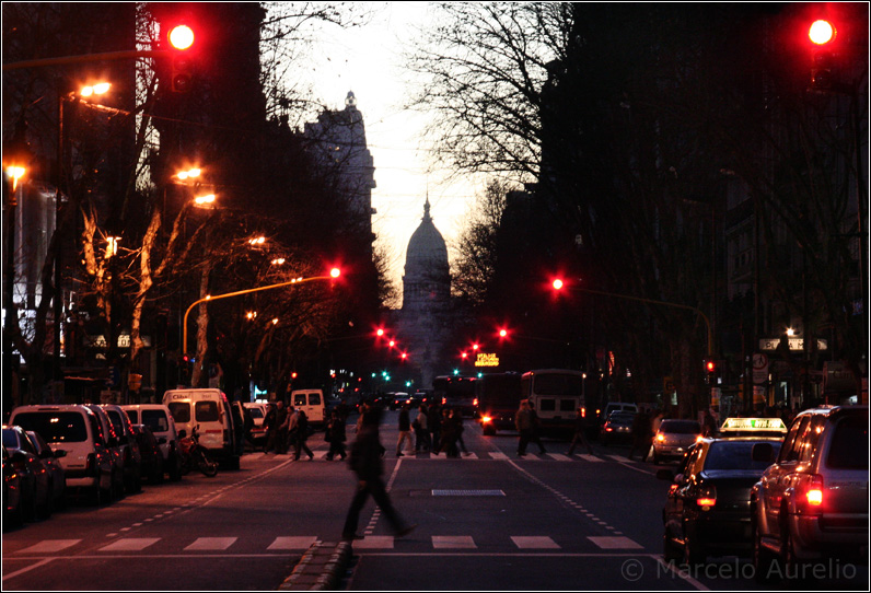 Avenida de Mayo y el Congreso - Buenos Aires - Argentina