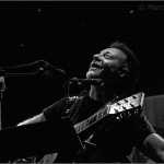León Gieco - Independence Day - Sala Bikini - Barcelona 2009