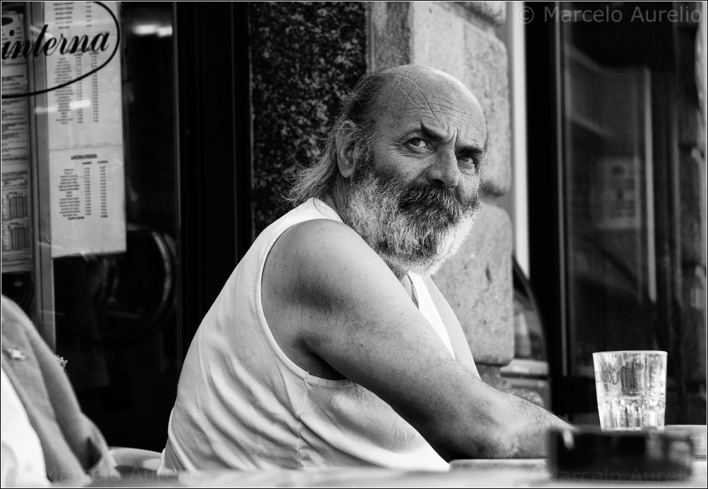 En el bar de la Estación Cadorna - Milán - Italia