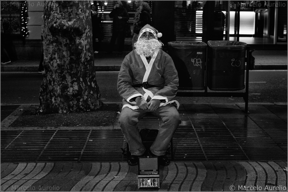 Papá Noel en crisis - Claudio - Navidad 2011 - Barcelona