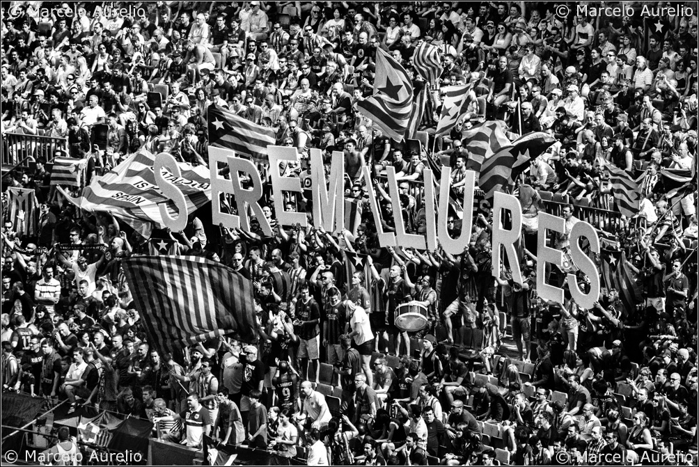 Serem lliures. Camp Nou, Barcelona, 2014. © Marcelo Aurelio