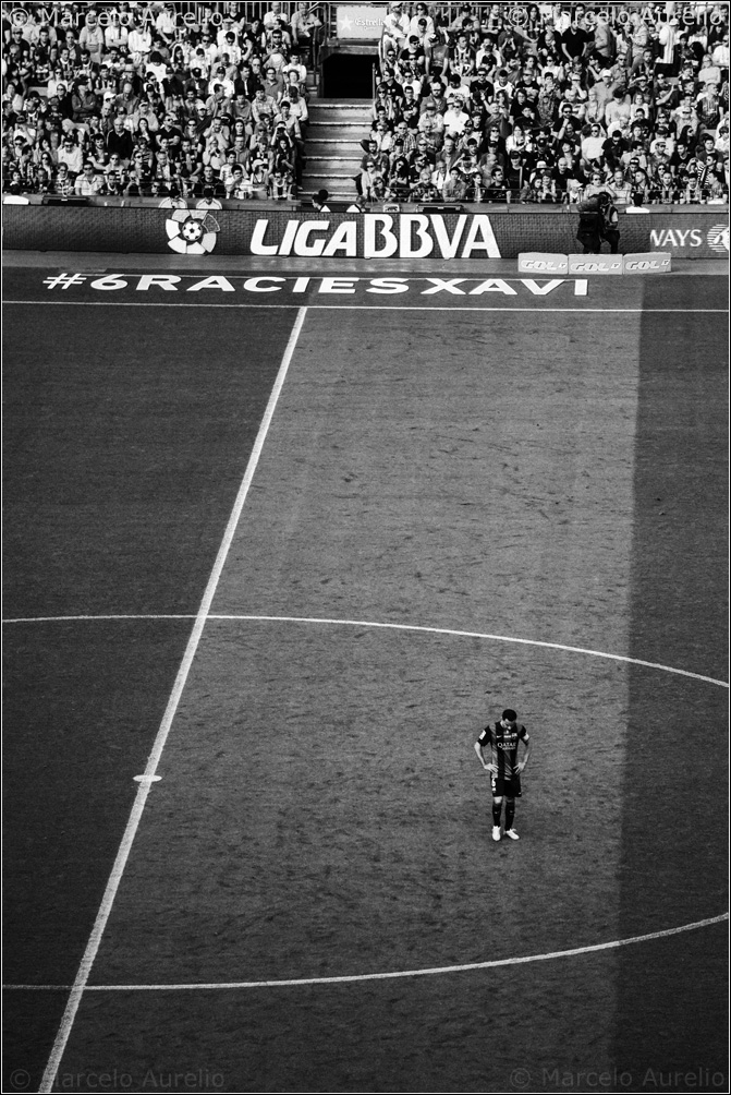 El último partido. Xavi Hernández en su último partido de Liga con el Barça.  Barcelona, 2015. #6raciesXavi © Marcelo Aurelio