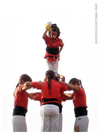 Castellers, Arco del Triunfo, Barcelona.