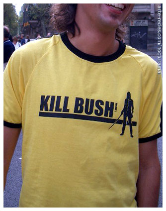 kill bush. plaza Urquinaona, Barcelona.