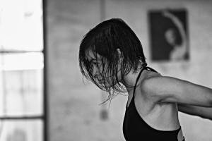 Una clase de Analia Gonzalez en el Estudio Olga Ferri. Buenos Aires, 2010. © Marcelo Aurelio