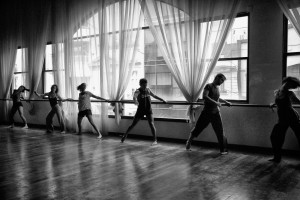 Una clase de Analia Gonzalez en el Estudio Olga Ferri. Buenos Aires, 2010. © Marcelo Aurelio